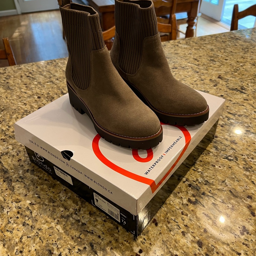 Blondo Women’s Darren Dark Taupe Suede Waterproof Boots